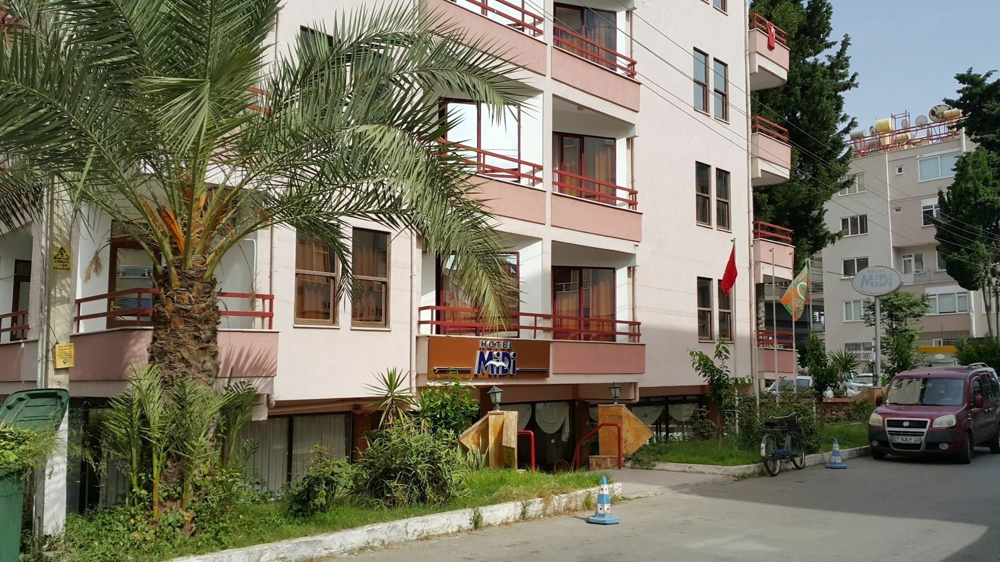 Midi Hotel 阿拉尼亚 外观 照片